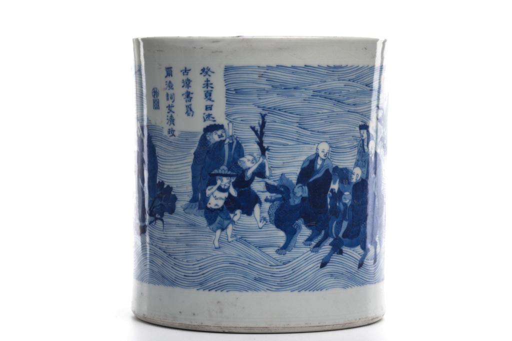 CHINESE BLUE WHITE PORCELAIN BRUSH POT (1 of 8)