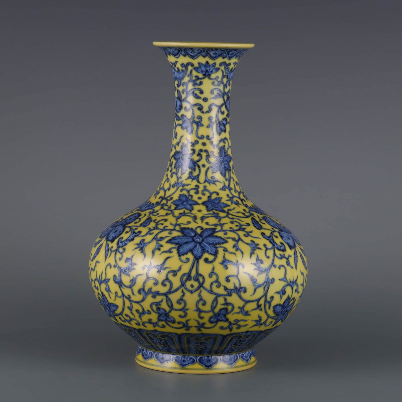 YELLOW GROUND AND BLUE AND WHITE LOTUS BOTTLE VASE (1 of 9)