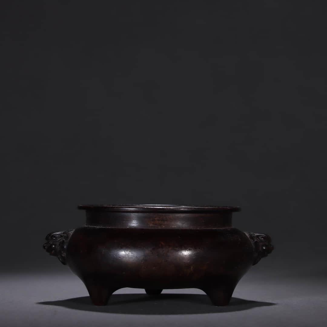 BRONZE DOUBLE-EARED TRIPOD CENSER (1 of 9)