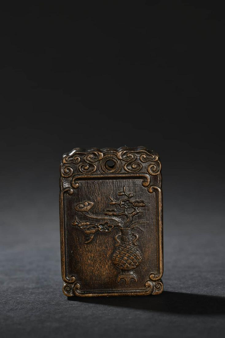 CARVED EAGLEWOOD ANTIQUES PLAQUE PENDANT (1 of 9)