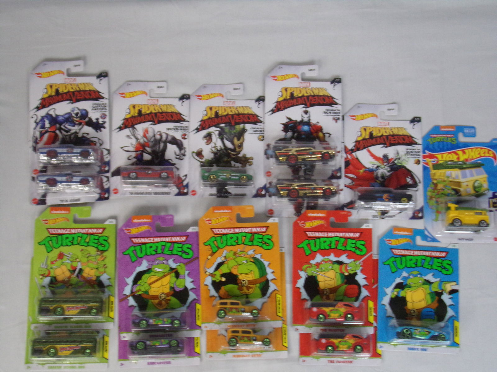 hot wheels themed lot (1 of 5)