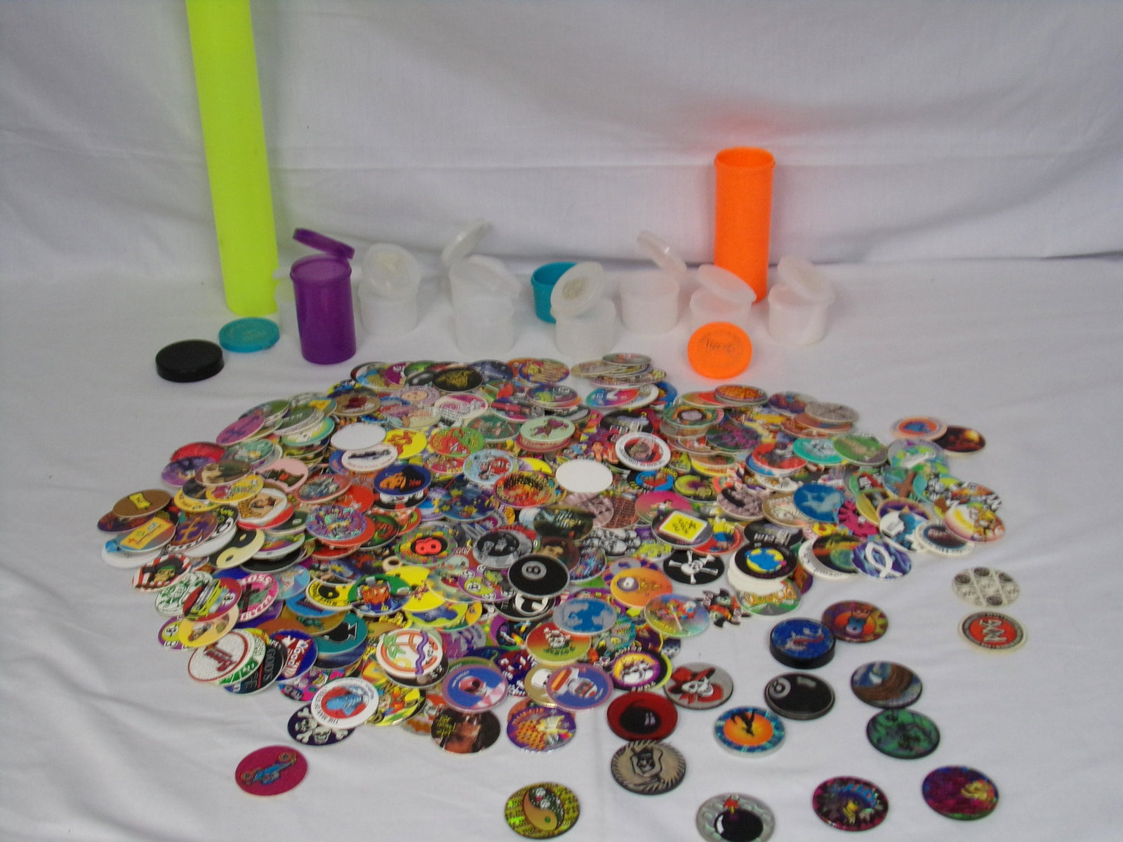 vtg pogs: small lot of pogs slammers and tubes