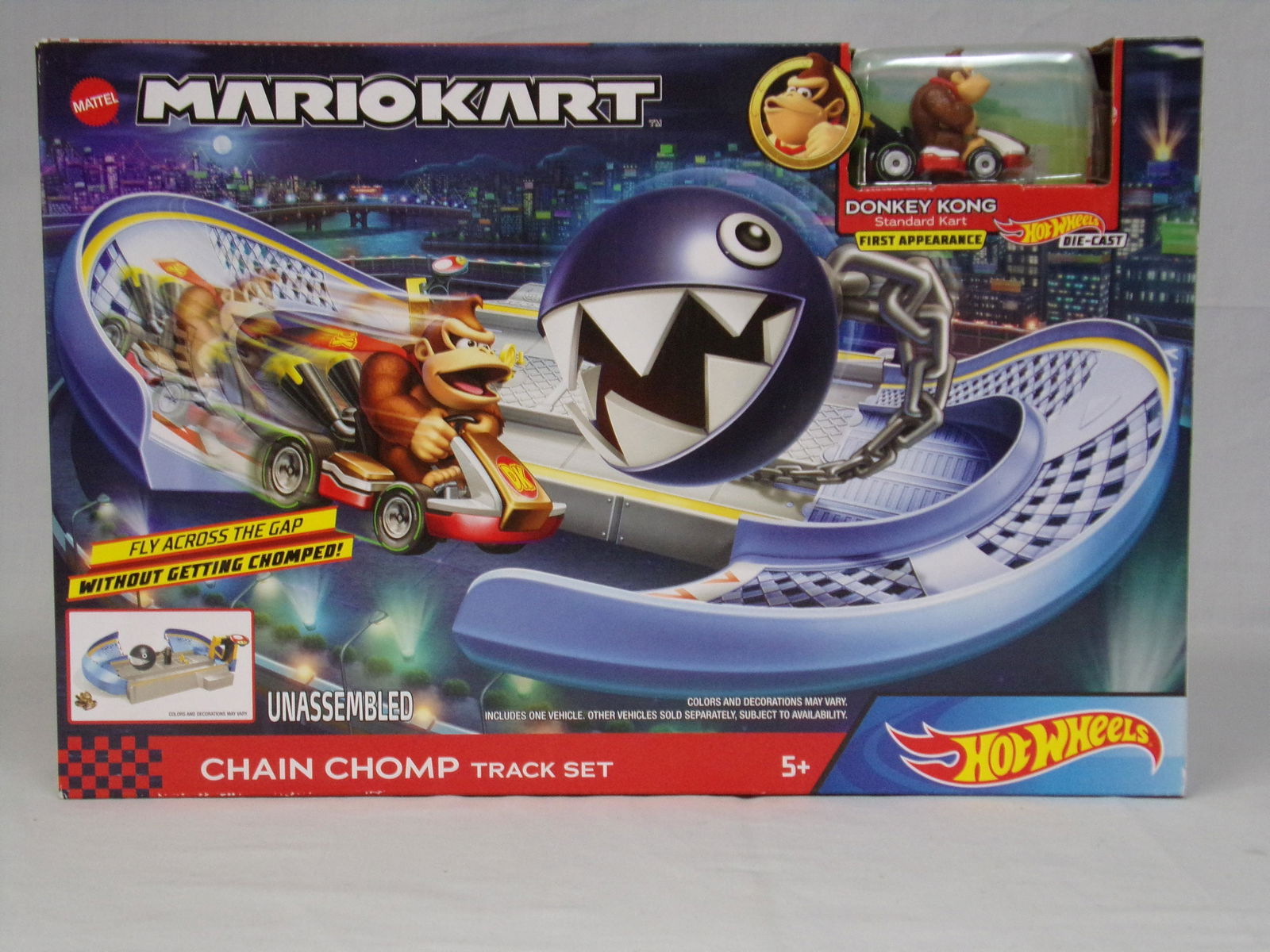 hot wheels mario kart chain chomp track set w/ donkey (1 of 3)