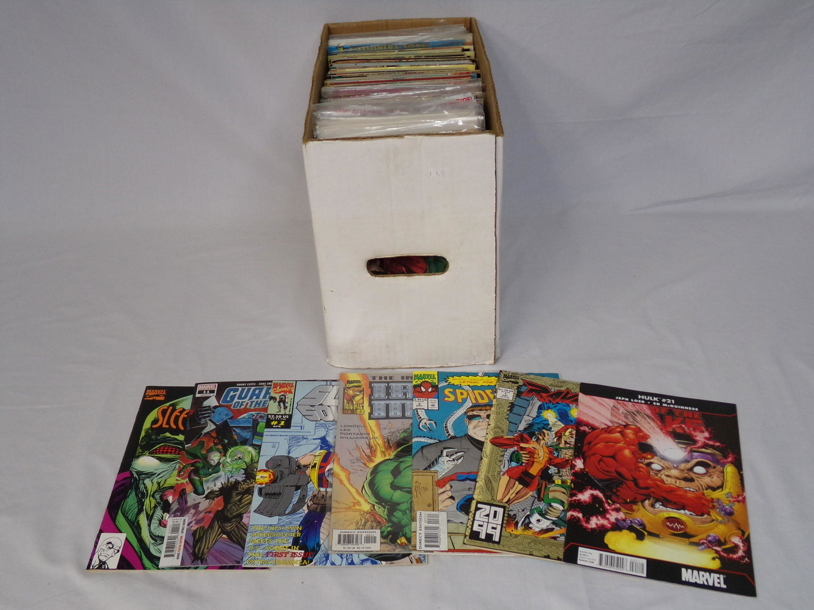 short box of marvel comic books (1 of 1)
