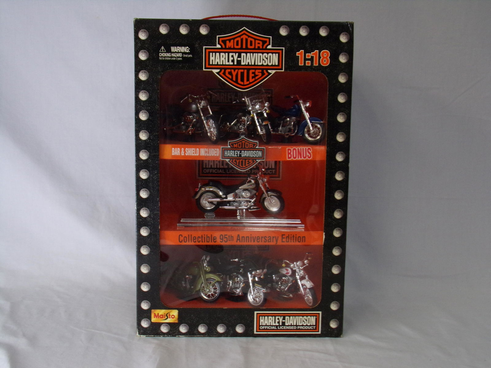 maisto 1/18 scale harley davidson motorcyles collection (1 of 6)