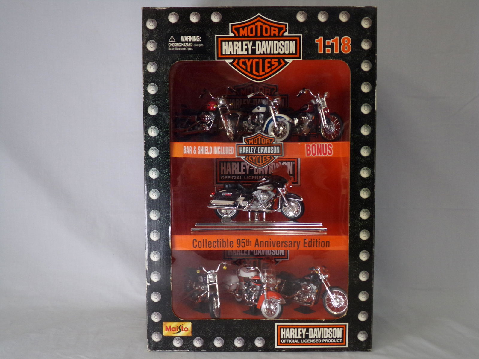 maisto 1/18 scale harley davidson motorcyles collection (1 of 6)