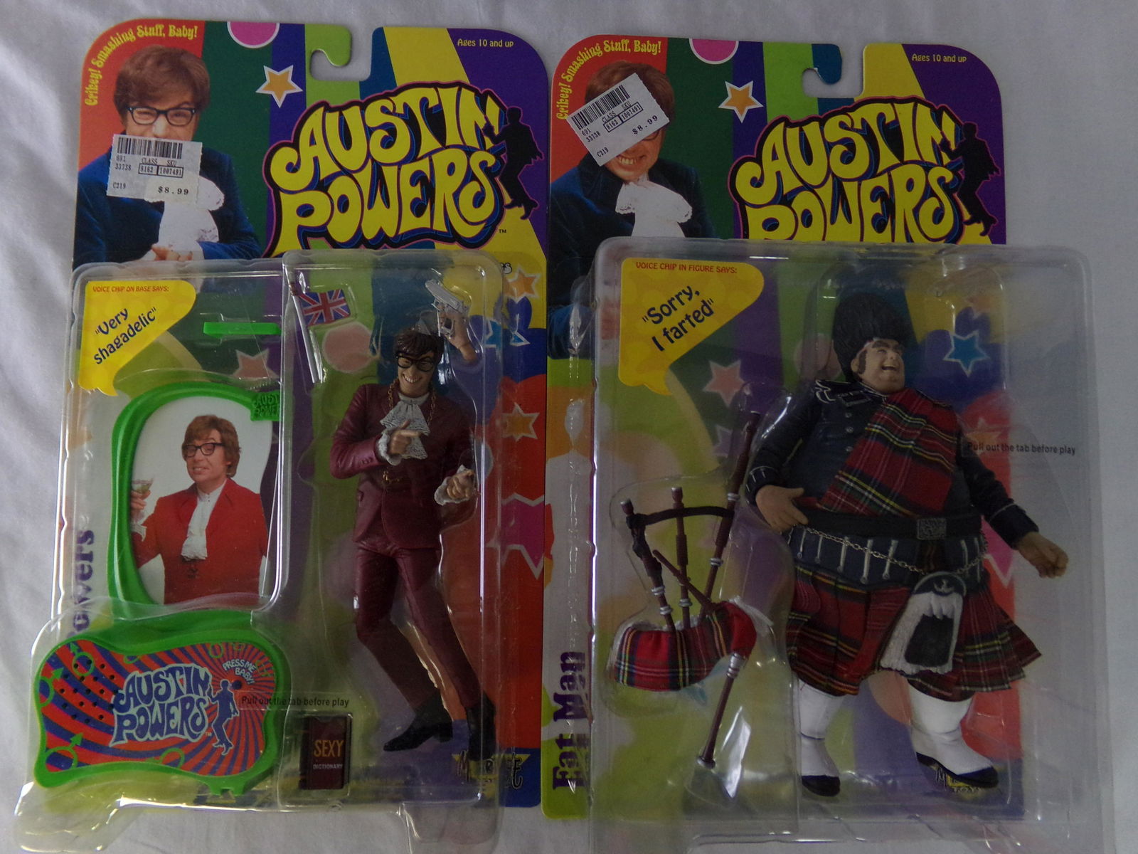 lot of 2 austin powers action figures w/ austin powers (1 of 3)