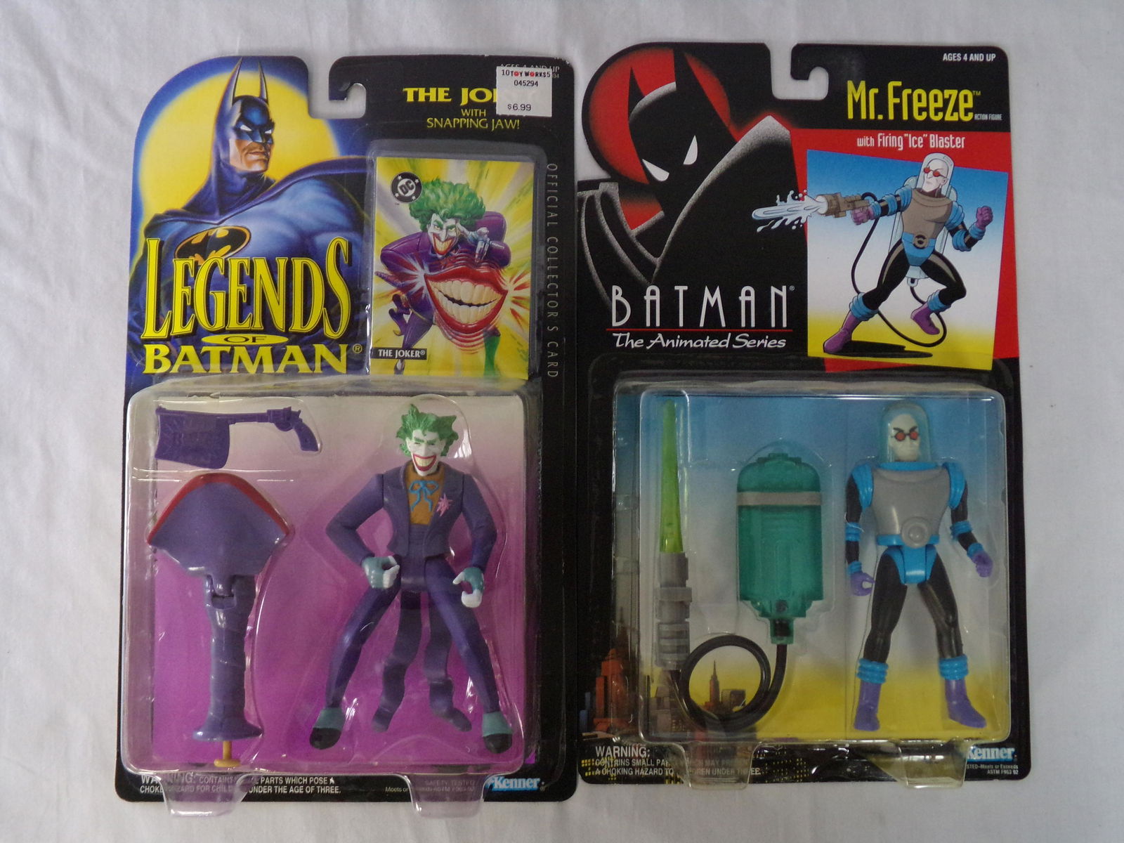 lot of 2 batman action figures w/ joker & mr freeze (1 of 5)