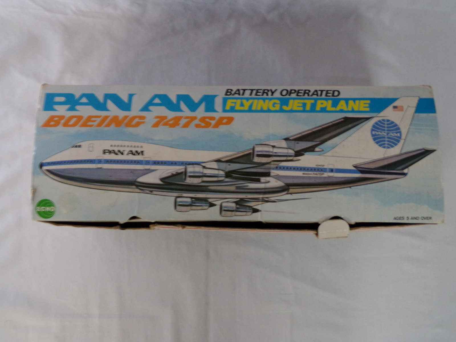 vintage battery operated pan am flying jet plane: vintage battery operated pan am flying jet plane