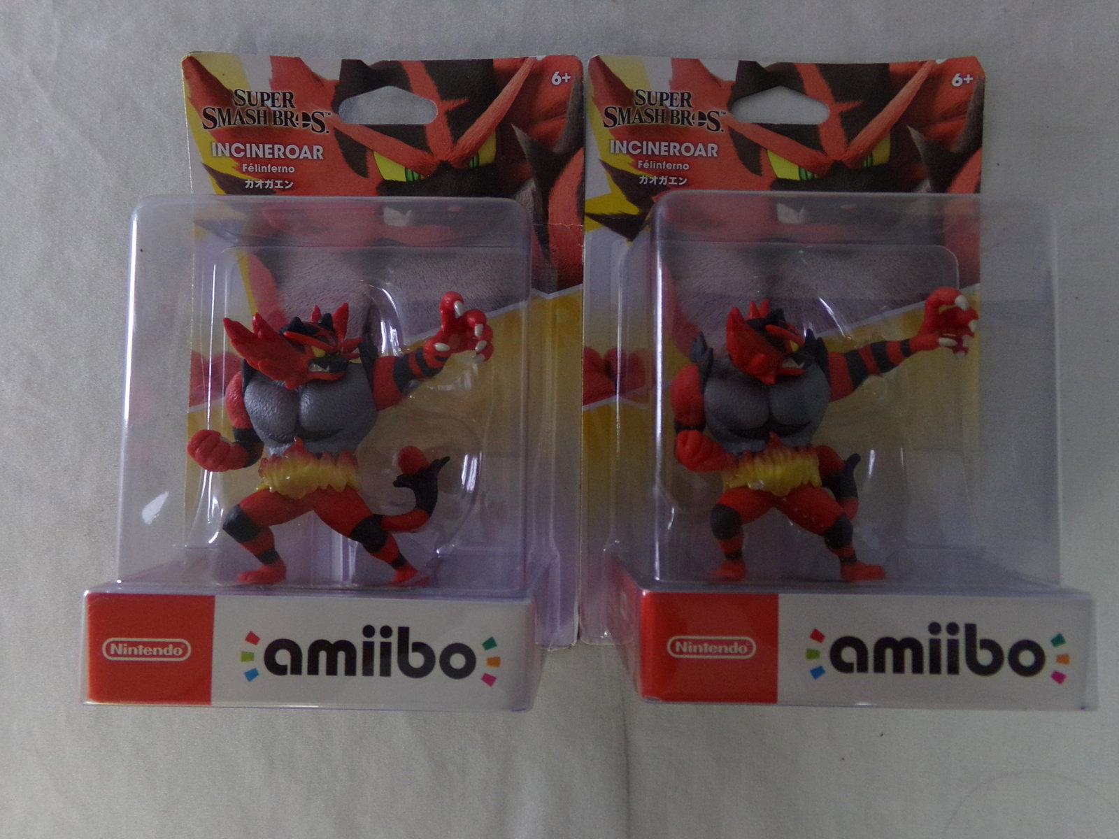 lot of 2 nintendo amiibo incineroar: lot of 2 nintendo amiibo incineroar