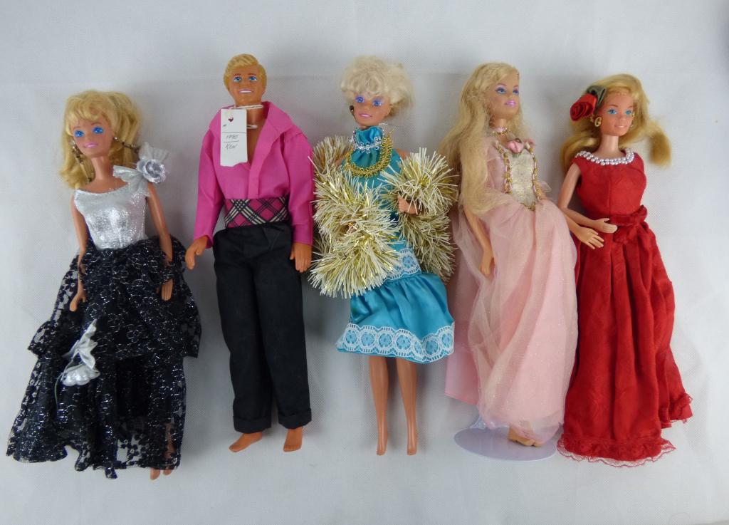 Five Vintage Barbie Dolls and Ken: Five Vintage Barbie Dolls and Ken