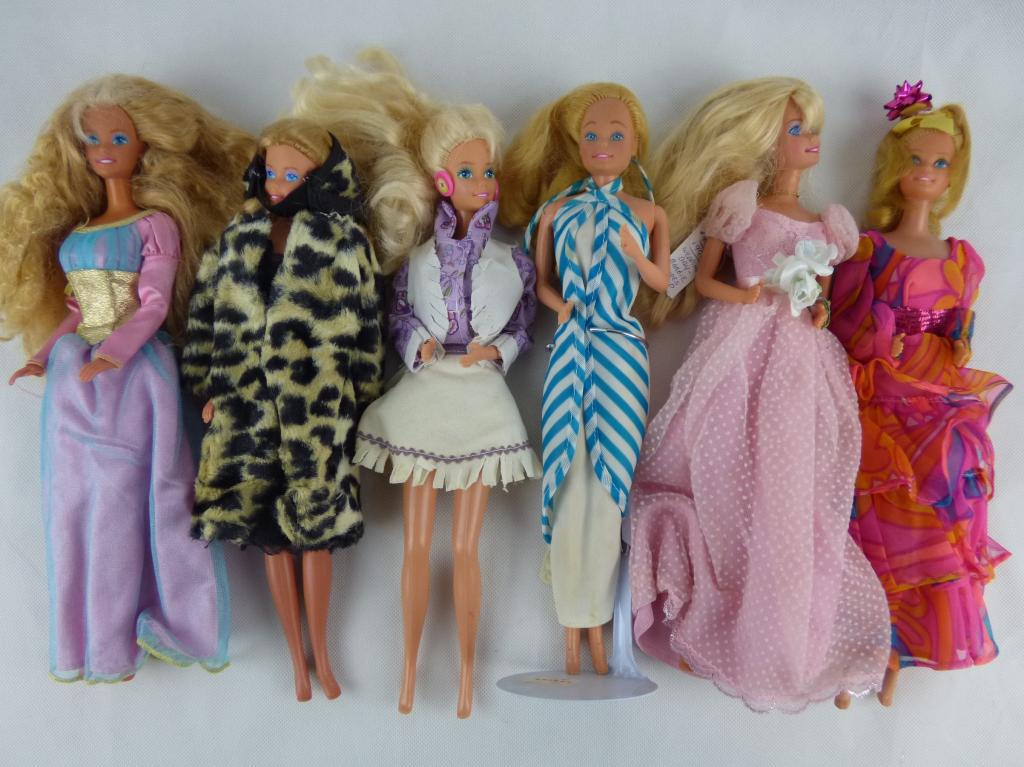 Group of 6 Vintage Barbie Dolls including Bride: Lot of 6 Vintage Barbies