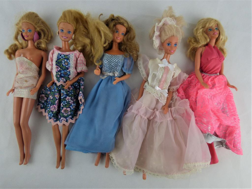 Five Vintage Barbie Dolls: Lot of 5 Vintage Barbies