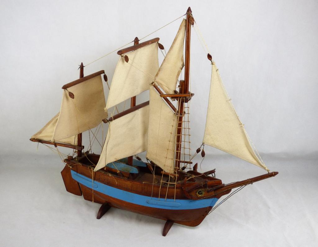 Vintage Wooden Sailing Ship Model (1 of 6)