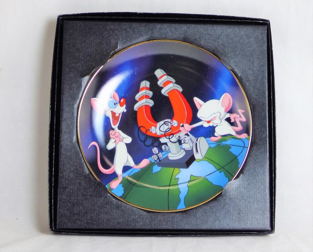 WB Animaniacs Pinky & the Brain Collector Plate (1 of 3)
