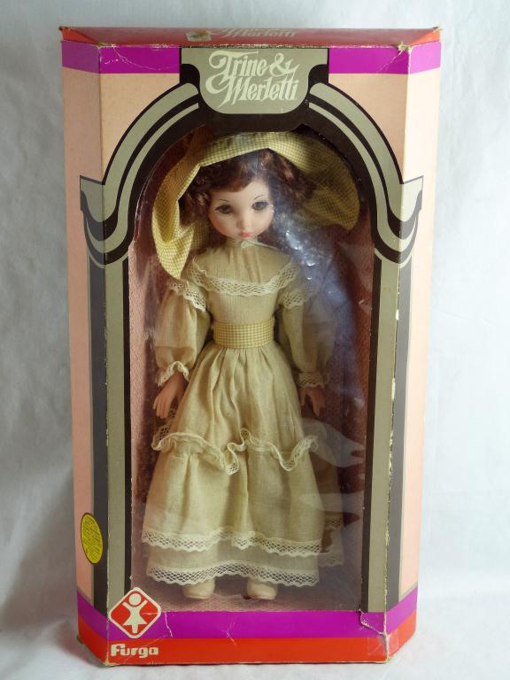 Furga Italy Trine & Merletti #45 Annapaola Doll (1 of 4)