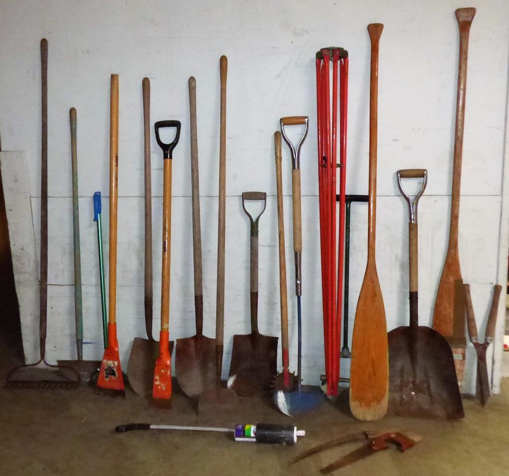 Group of Yard/ Gardening Tools (1 of 6)
