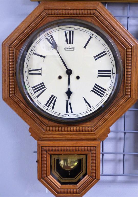 Antique Ingraham Oak Octagon Drop Wall Clock (1 of 4)