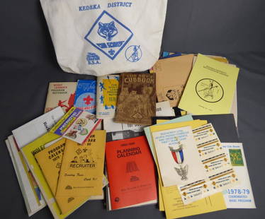 Boy Scout/ Cub Scout Paper Memorabilia- Booklets: Vintage Boy Scout/ Cub Scout Paper Memorabilia including Booklets, Brochures, Cards, etcâ€¦ Comes with Kedeka District Cub Scouts Carrying Bag. Condition: Good