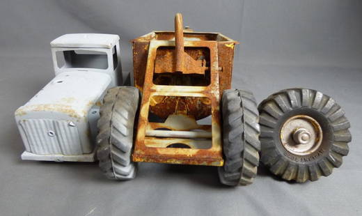 Vintage Nylint Press Steel Toy Farmer Tractor: Nylint Pressed Steel Toy Tractor. Condition: As Found