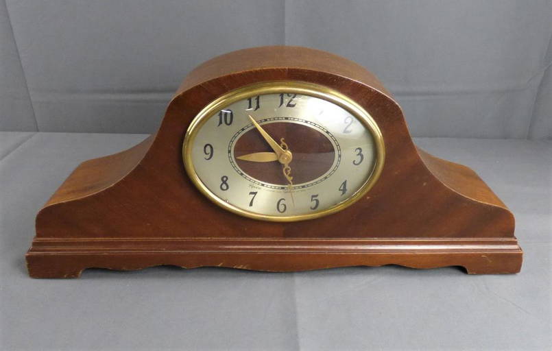 Vintage Revere Westminster Chime Mantel Clock