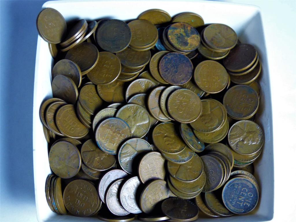 Unsearched Wheat Pennies US One Cent Coins (1 of 3)