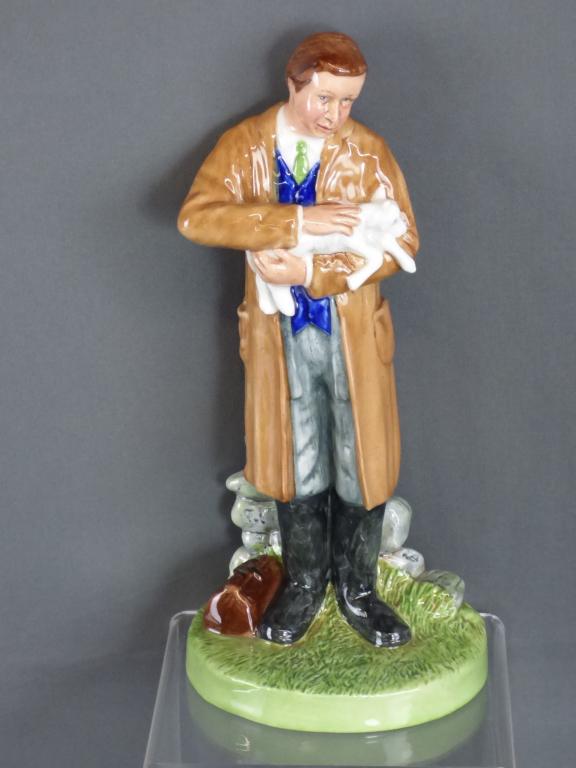 Royal Doulton HN 4650 Country Veterinary Figurine (1 of 5)