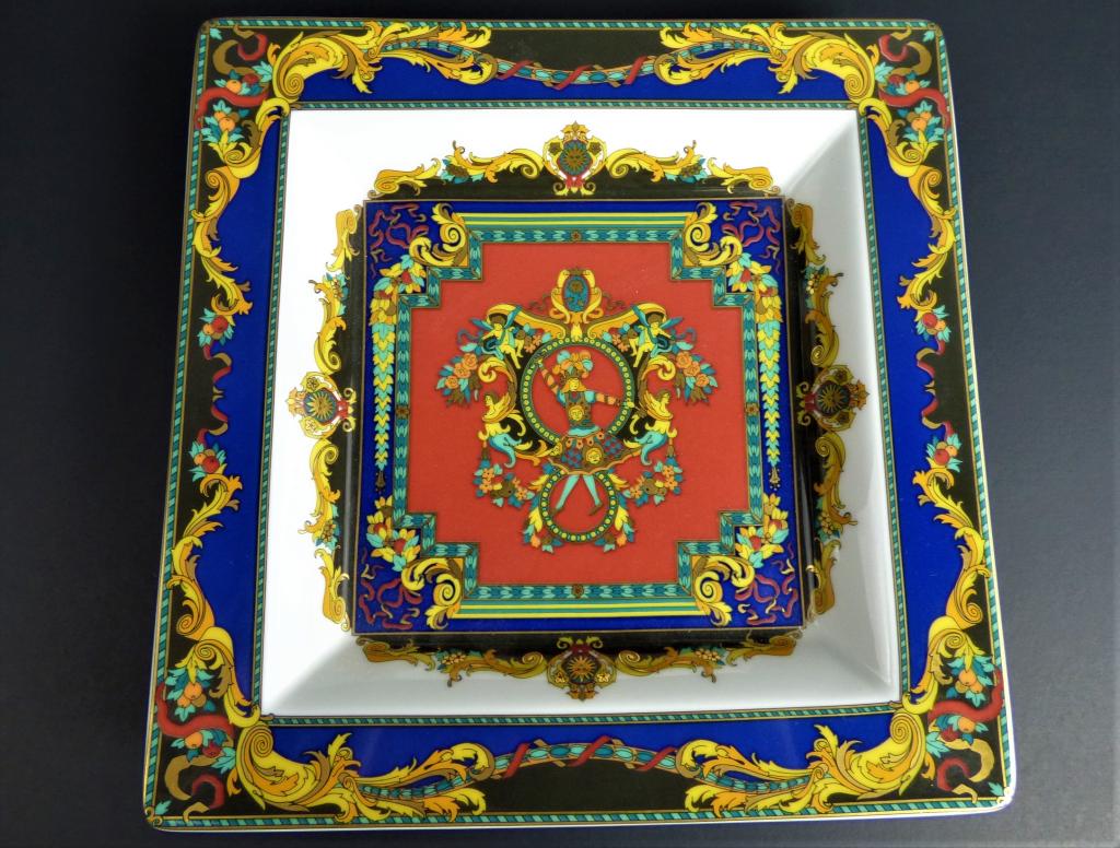 Versace by Rosenthal Le Roy Soleil Square Plate (1 of 4)