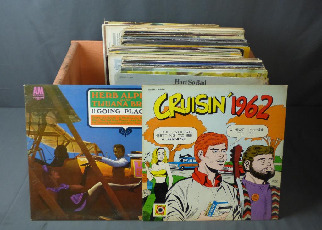 1960's Large Lot of Vinyl Records- Pop, Country (1 of 14)