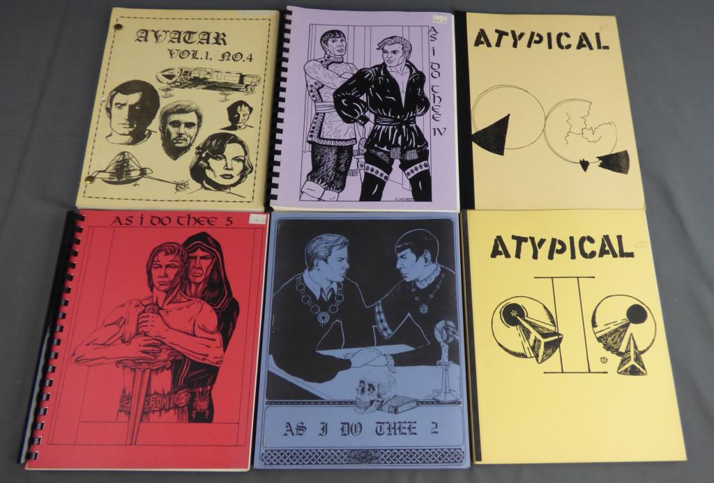 Lot of Star Trek Fanzine Books (1 of 5)