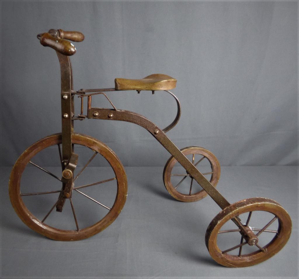 Antique Children Tricycle Bike (1 of 3)