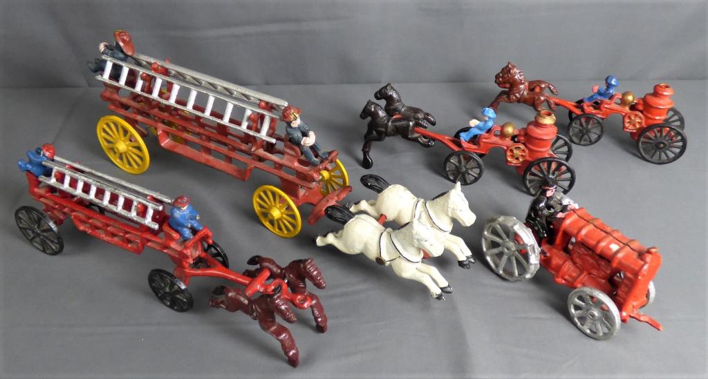 Vintage Cast Iron Fireman Horse Drawn Wagon Toys (1 of 9)