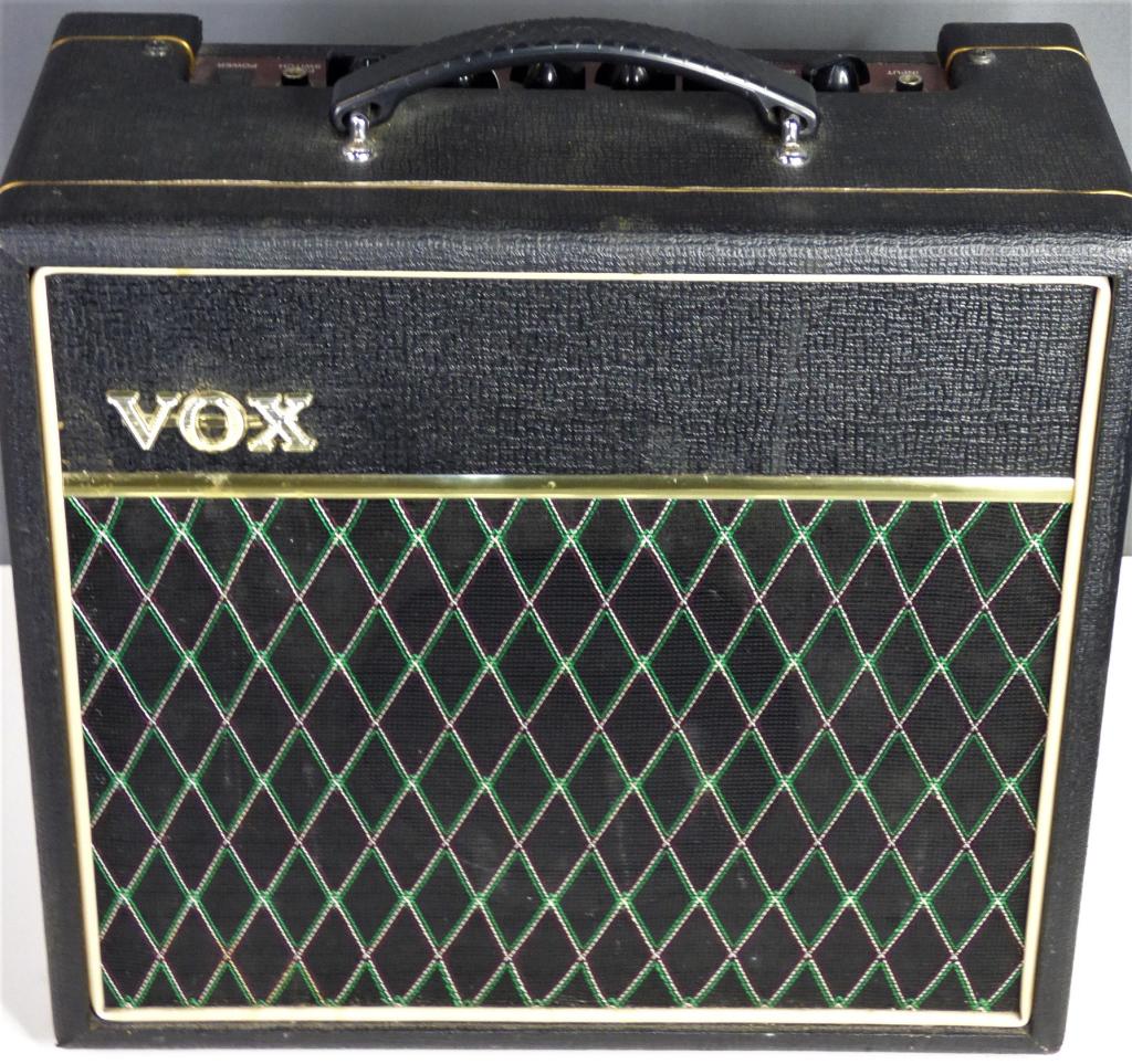 Vox Pathfinder Guitar Amplifier V9158 AMP (1 of 9)