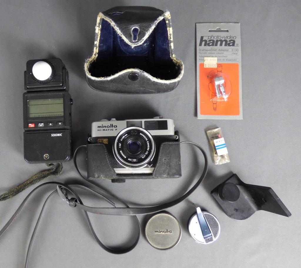 Minolta Hi-Matic F 35mm Film Camera w/ 38mm Lens (1 of 8)