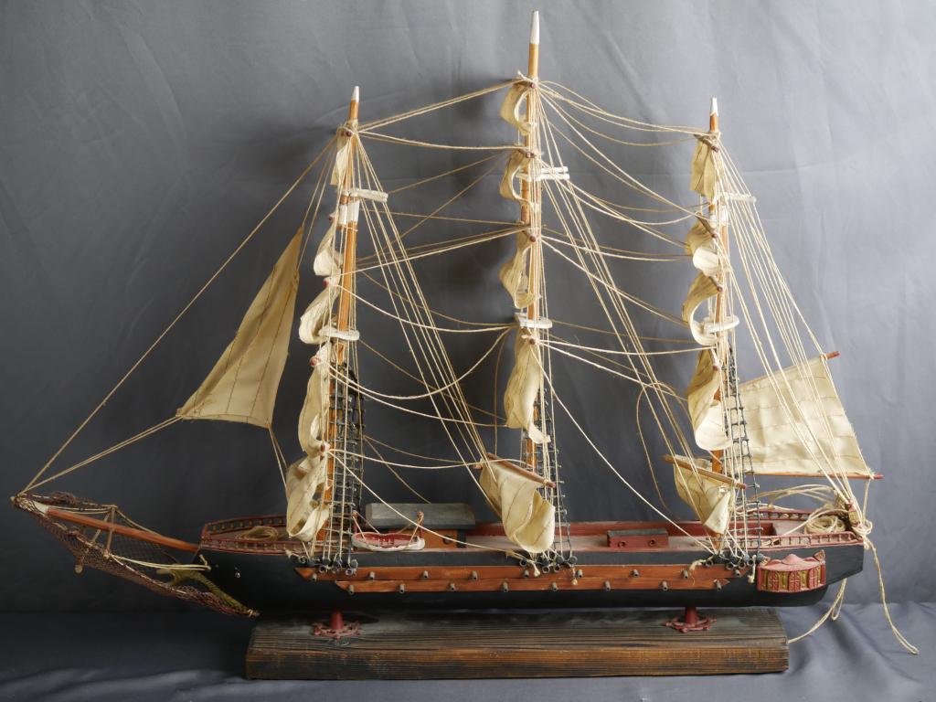 Fragata Espanola Large Ship Model (1 of 10)