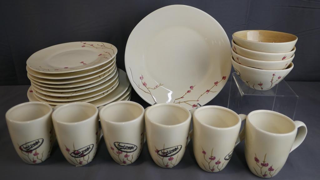 Tabletops Lifestyles Spring Hand Painted Plates: Tabletops Lifestyles Spring Hand Painted Service. Includes: 5 Dinner Plates; 7 Salad Plates; 4 Soup Bowls; 6 Mugs. Condition: Appears to be new, unused