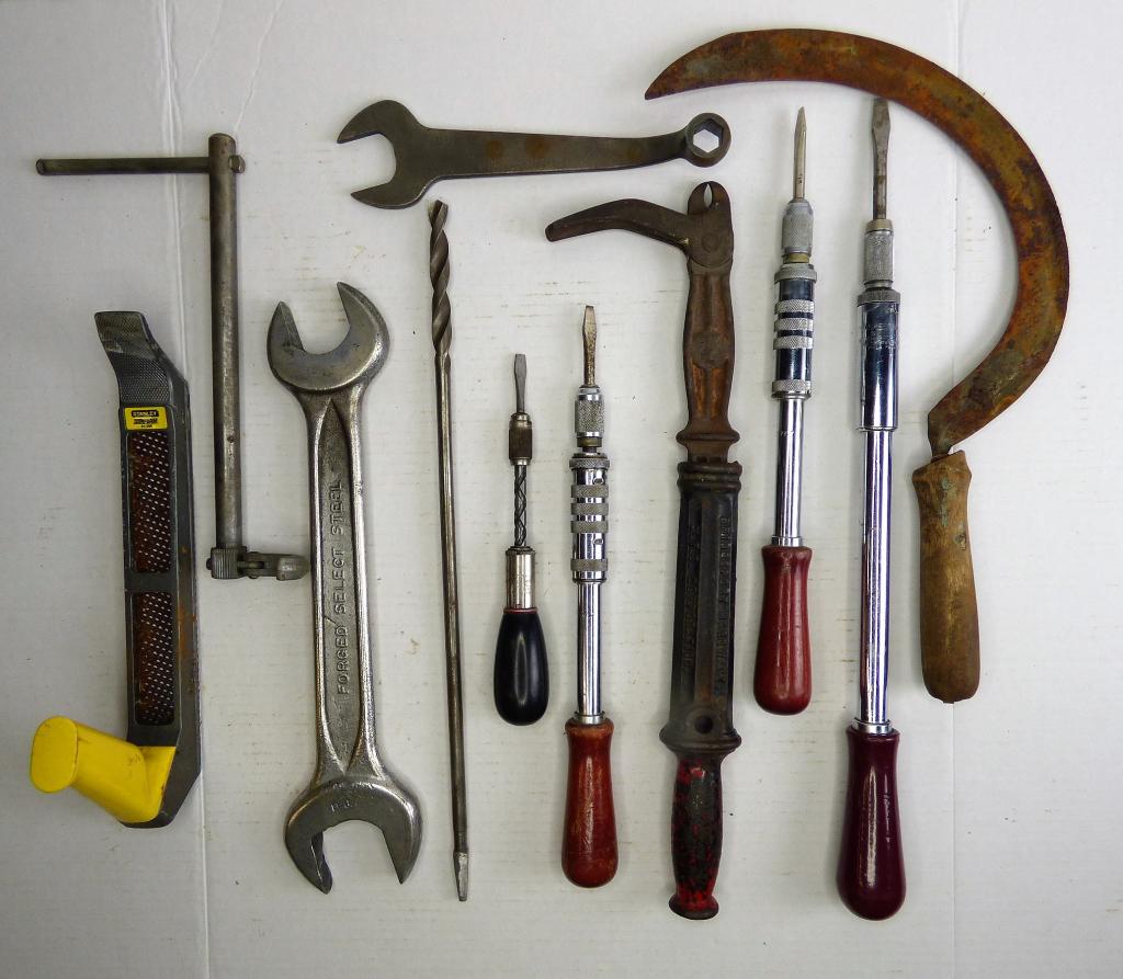 Vintage Hand Tools- Ratchet Screwdrivers, Nail Pul (1 of 9)