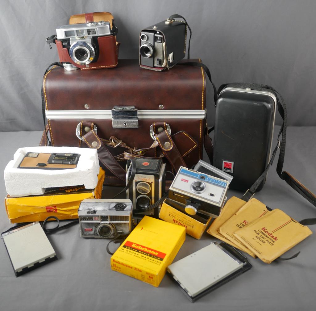 Group of Vintage Kodak Cameras & Accessories (1 of 19)
