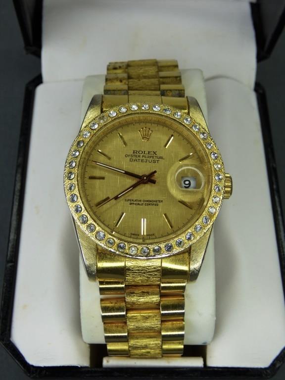 Rolex Oyster Perpertual Date Wrist Watch Replica: Replica of Rolex Oyster Perpertual Date Self Winding Wrist Watch. Condition: Good working condition