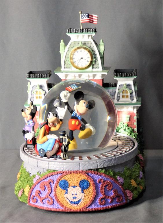 Disney Main Street Mickey Mouse Parade Snow Globe (1 of 8)