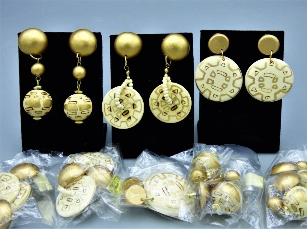 Assorted Wooden Earrings Lot of 10 New (1 of 4)