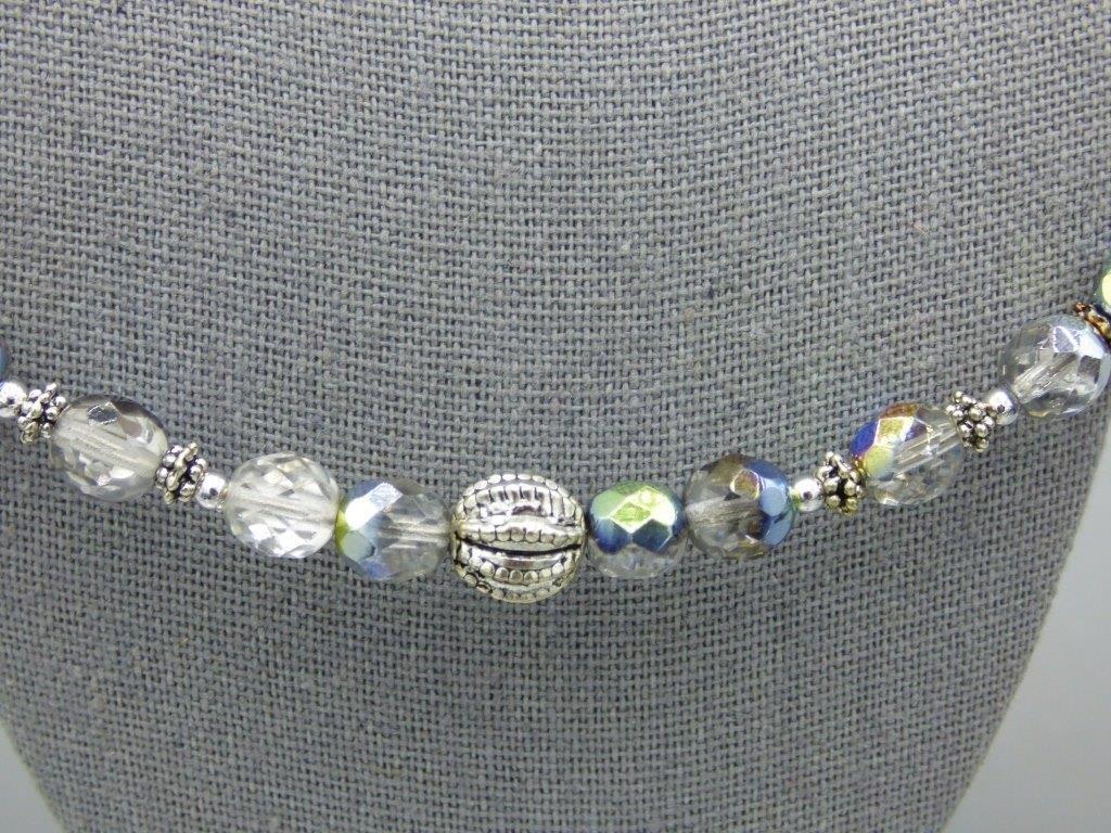 Clear and Colorful Beads Choker Necklace Lot of 0: Costume Jewerly Clear and Colorful Beads Collar Necklace. Lot of 10. New