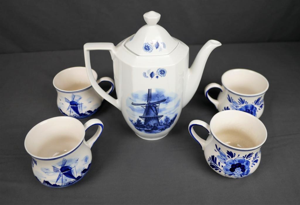 Delft Blue Teapot & Mugs Windmill Holland Hand Pan (1 of 7)