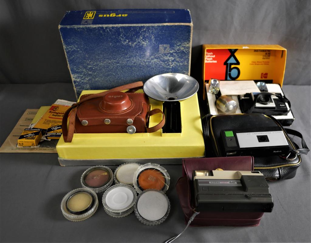 Vintage Camersa- Argus, Kodak (1 of 11)