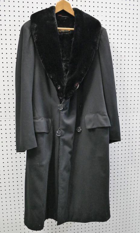 1940's H. Jaeckel & Sons Mens Long Coat w/ Fur Lin (1 of 11)
