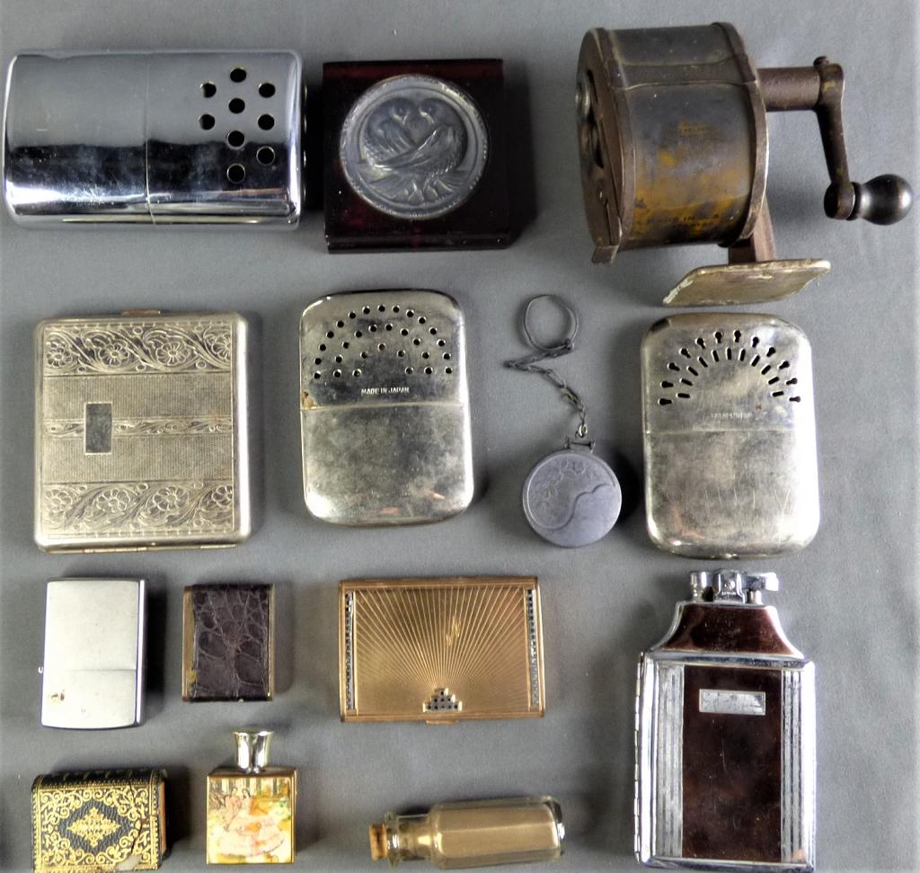 Small Collectibles- Lighters, Compacts, Hand Warmr (1 of 11)