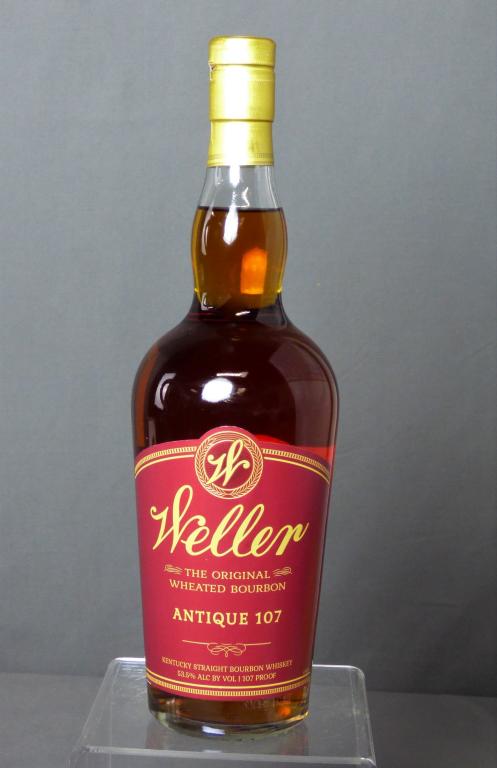 Weller Antique 107  Wheated Bourbon Whiskey (1 of 6)