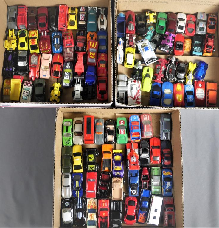 Vintage Die-Cast Toy Cars- Hot Wheels, Matchbox,: Vintage mostly Die-Cast Toy Cars. Condition: Used, mostly good, some might be as found