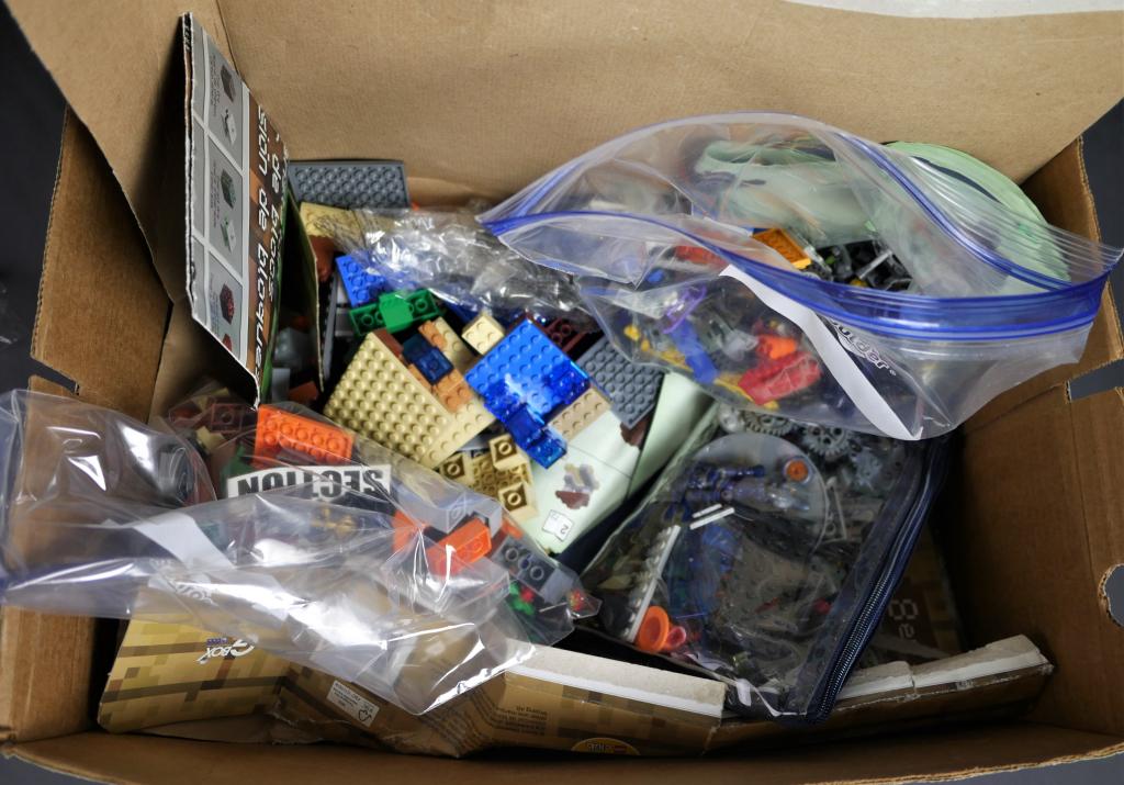 Box of Loose Lego Blocks (1 of 4)