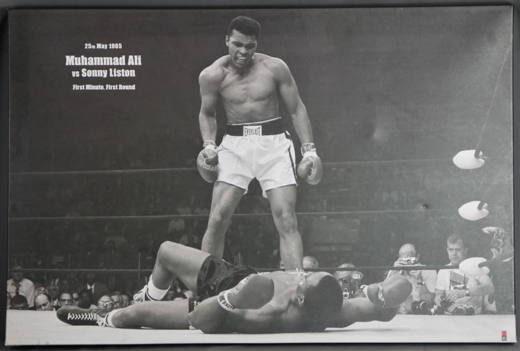 Muhammad Ali vs Sonny Liston Canvas Art (1 of 3)